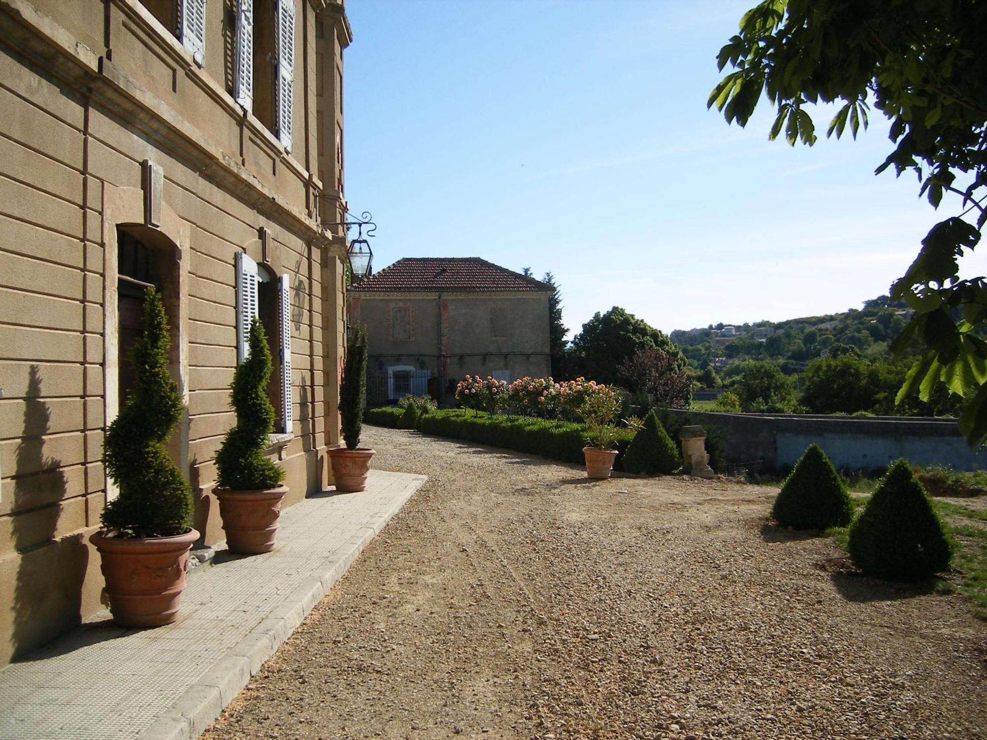Chateau Du Grand Jardin วาล็องโซล ภายนอก รูปภาพ